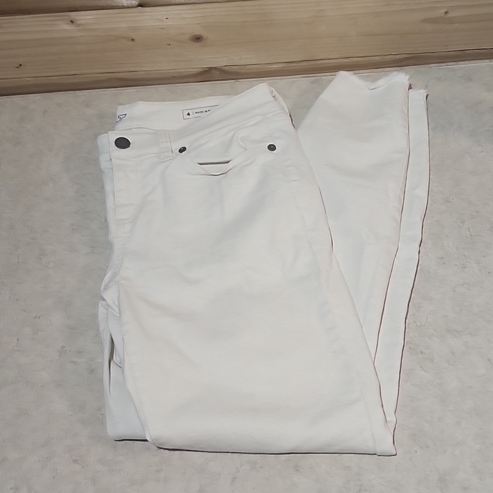 Vineyard Vines Jeans ankle size 4